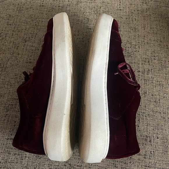 Karl Lagerfeld Velvet Dark Red Fall Sneakers Size 9.5 - Picture 12 of 15